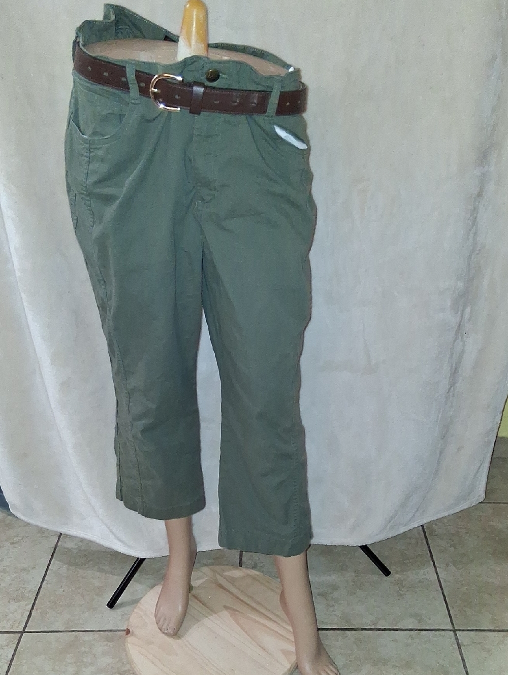Lee Olive Green Cropped Women’s Jeans